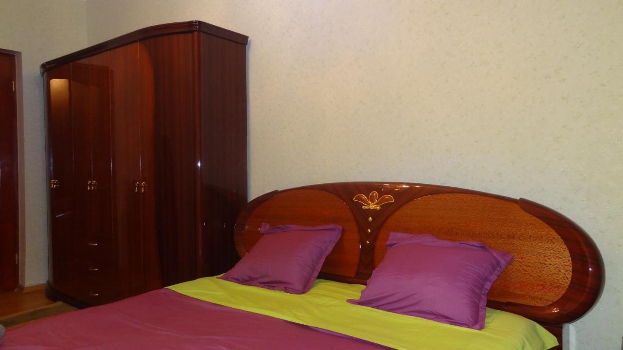 Apartment Vake-Saburtalo Tiflis Exterior foto