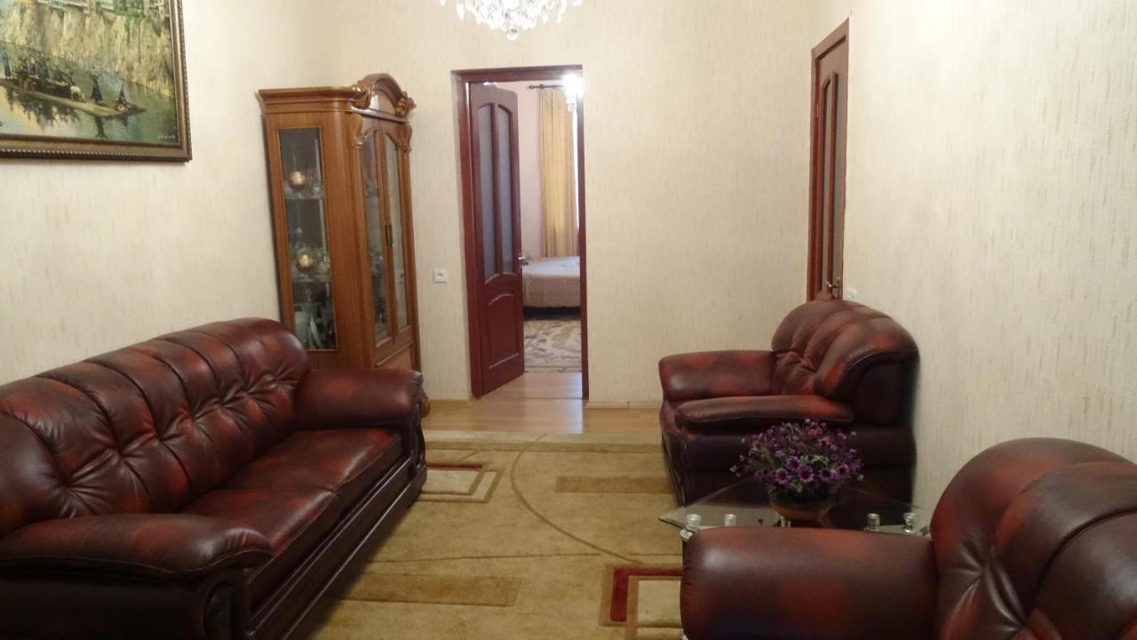 Apartment Vake-Saburtalo Tiflis Exterior foto